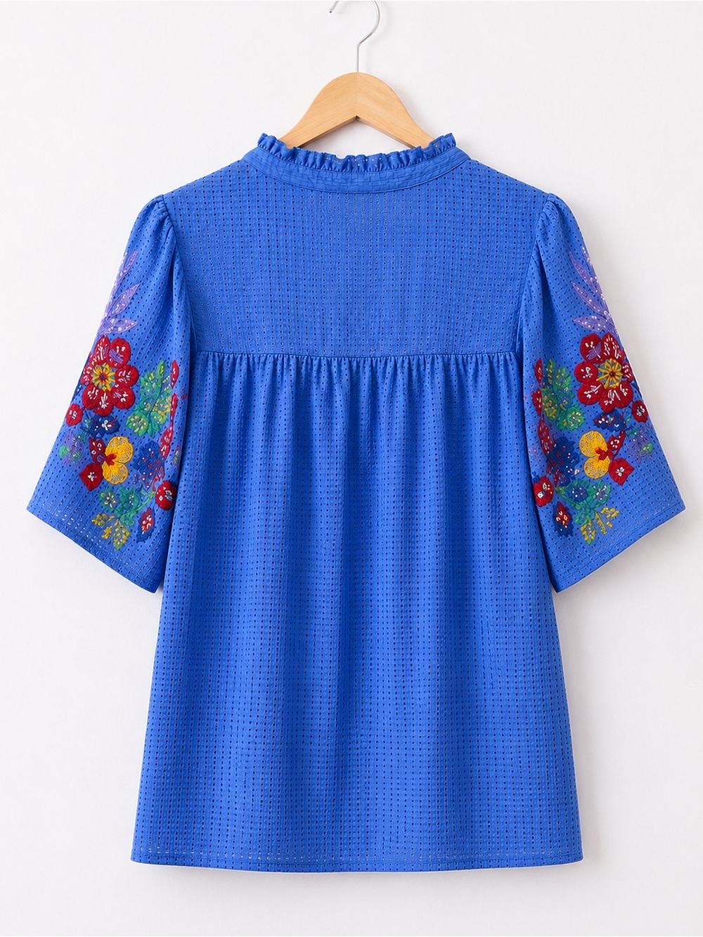 Umgee Periwinkle Floral Embroidered Boho Puff Sleeve V-Neck Flowy Peasant Top - Picture 4 of 7